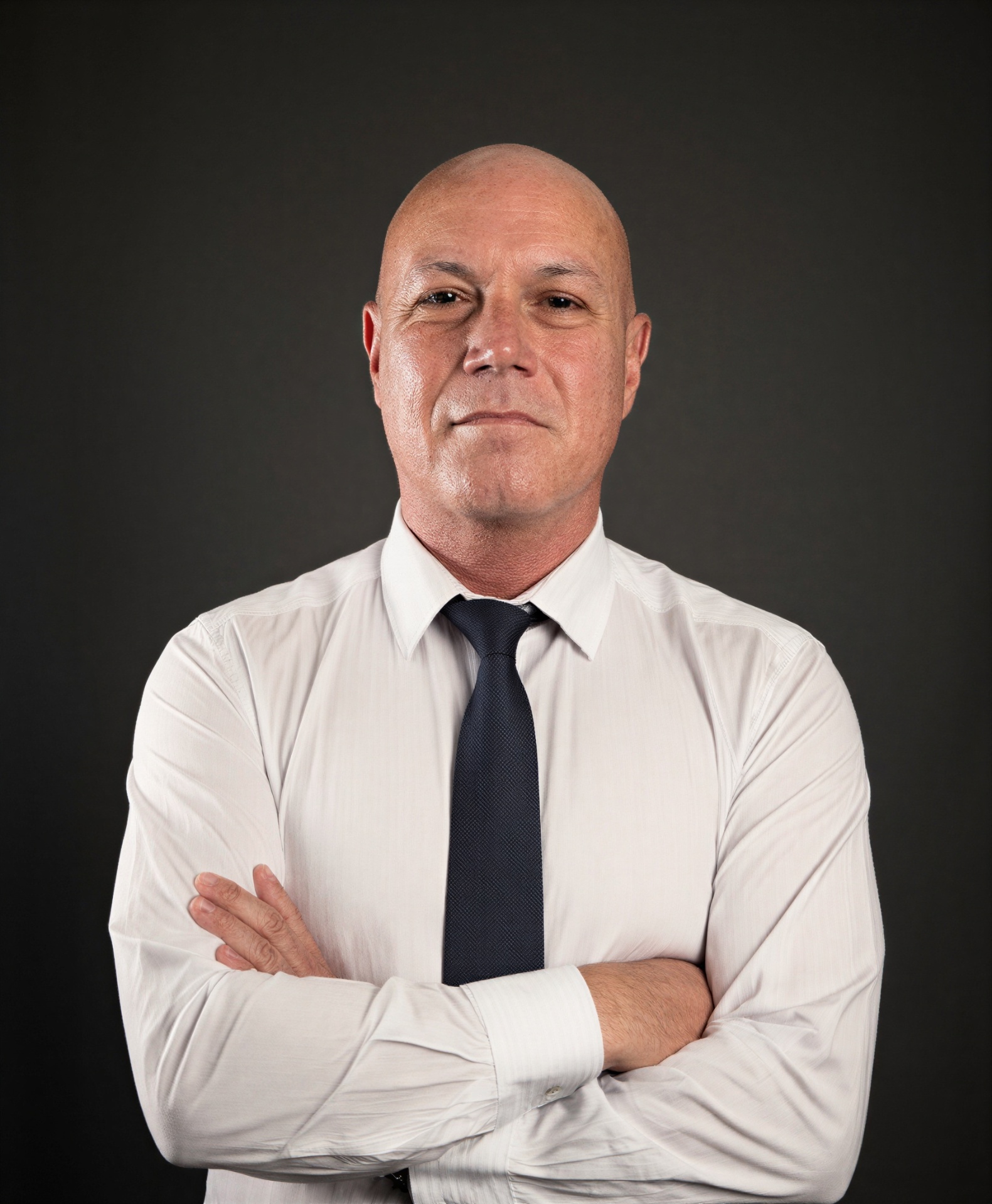 Professional headshot of Julio G. Martinez-Clark — Chief Executive Officer (CEO) at Amavita Research and CEO of bioaccess®